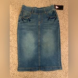 SOLD. New with tags. Be Girl size small. 14” waist lying flat. 25.25” length.